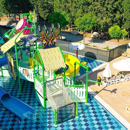 Crystal Sunset Luxury & Resort 5*